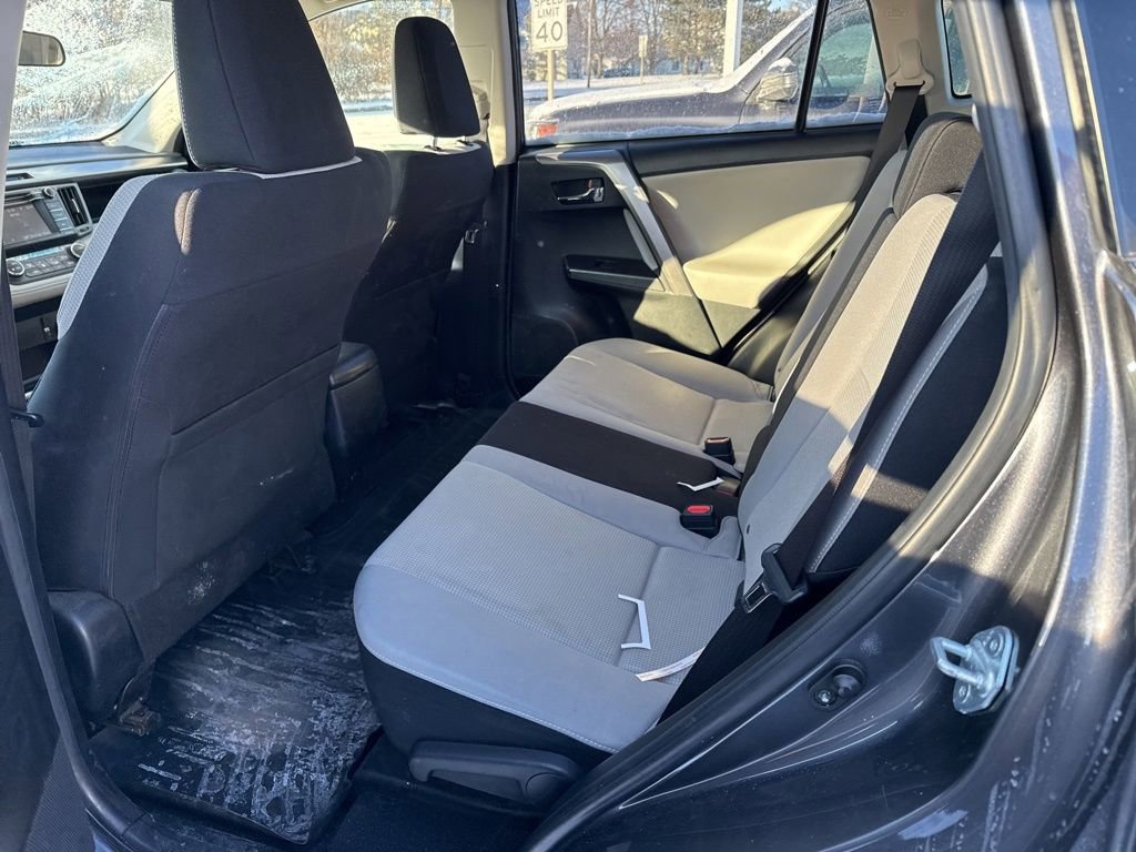 Used 2016 Toyota RAV4 XLE image 14