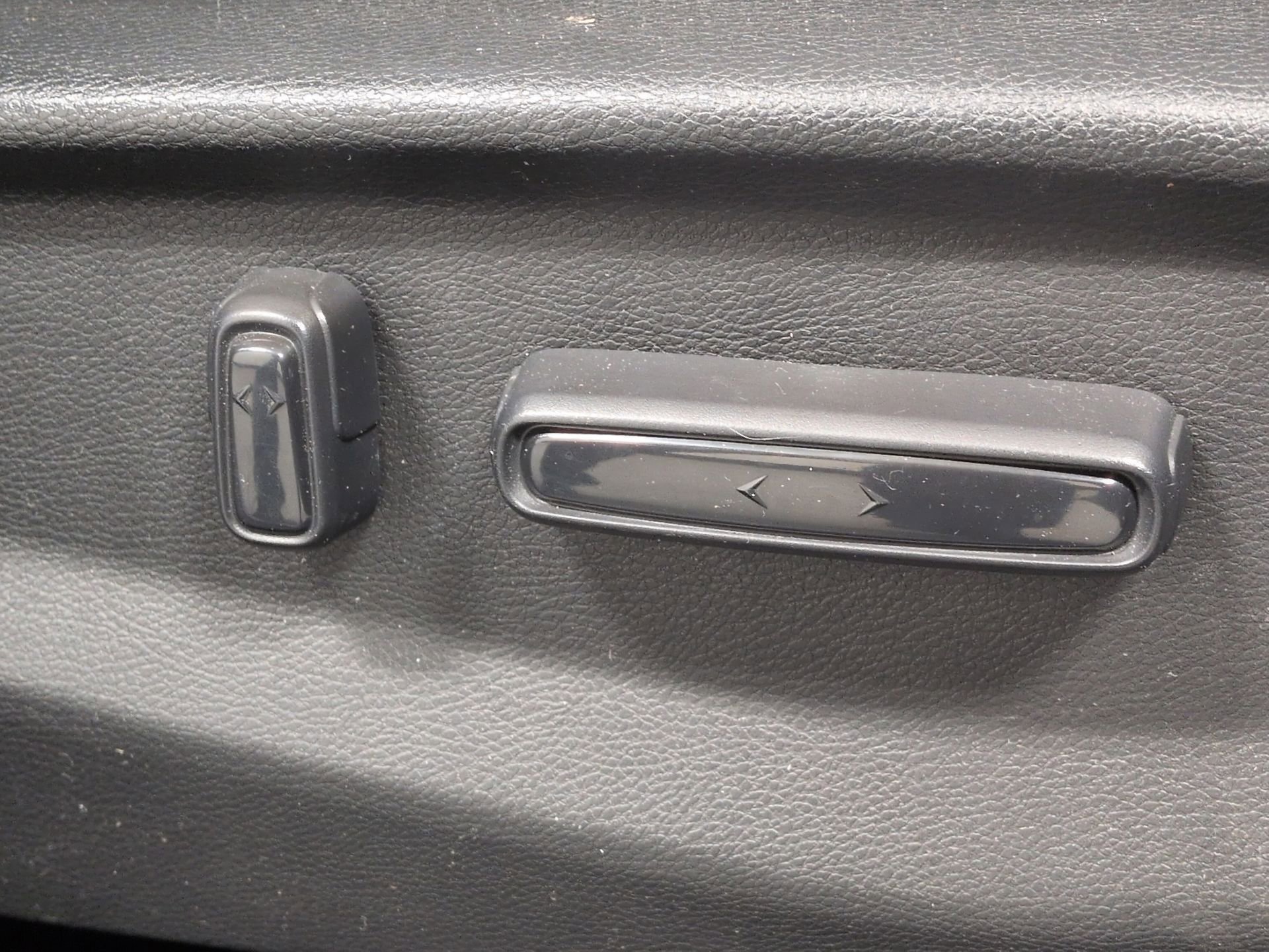 Certified 2022 Honda CR-V EX-L image 18