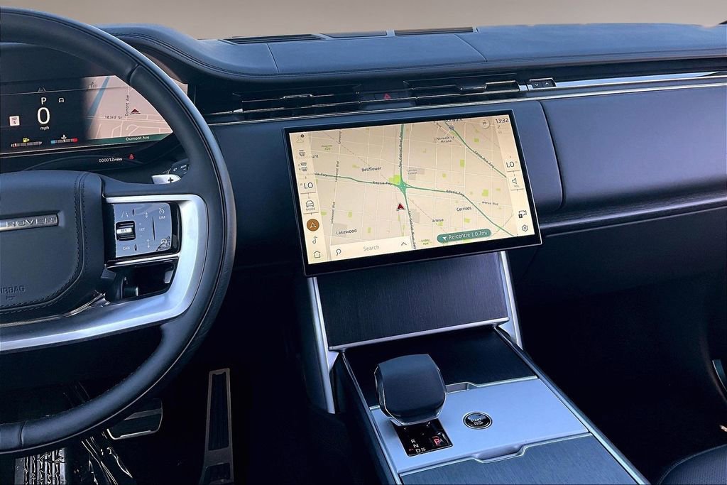 New 2026 Land Rover Range Rover SE AWD/4WD image 6