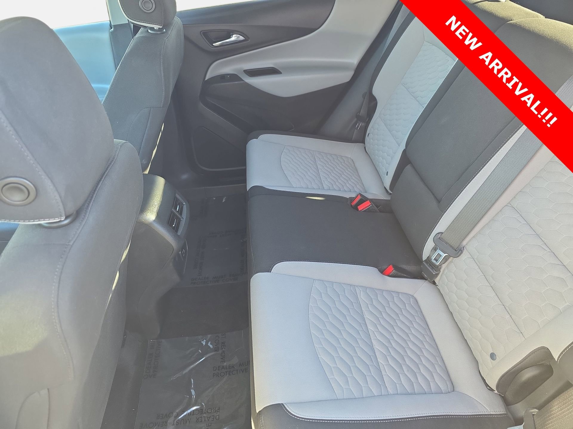 Used 2020 Chevrolet Equinox LS w/ LS Convenience Package image 13