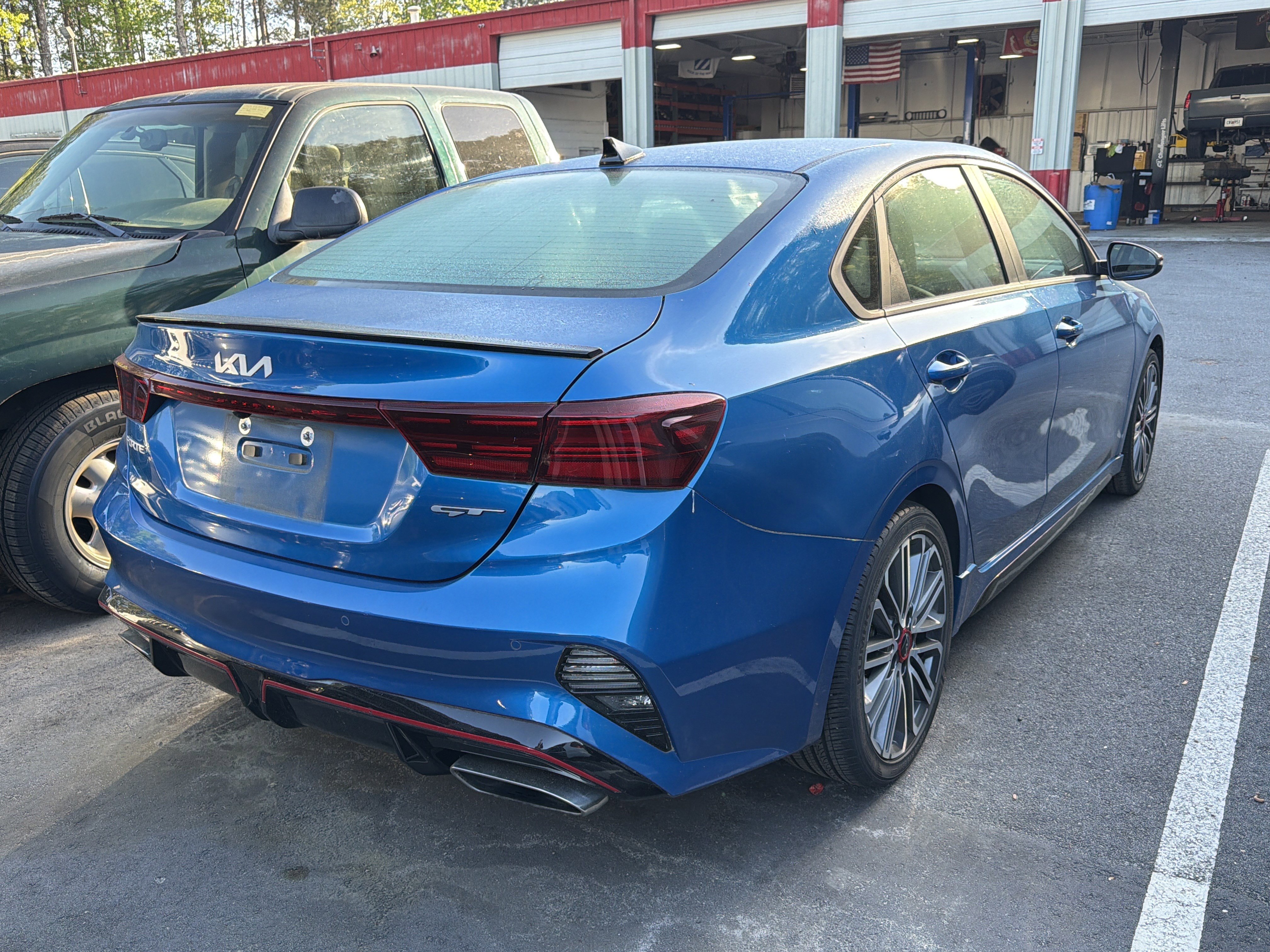 Used 2022 Kia Forte GT w/ GT2 Package image 4