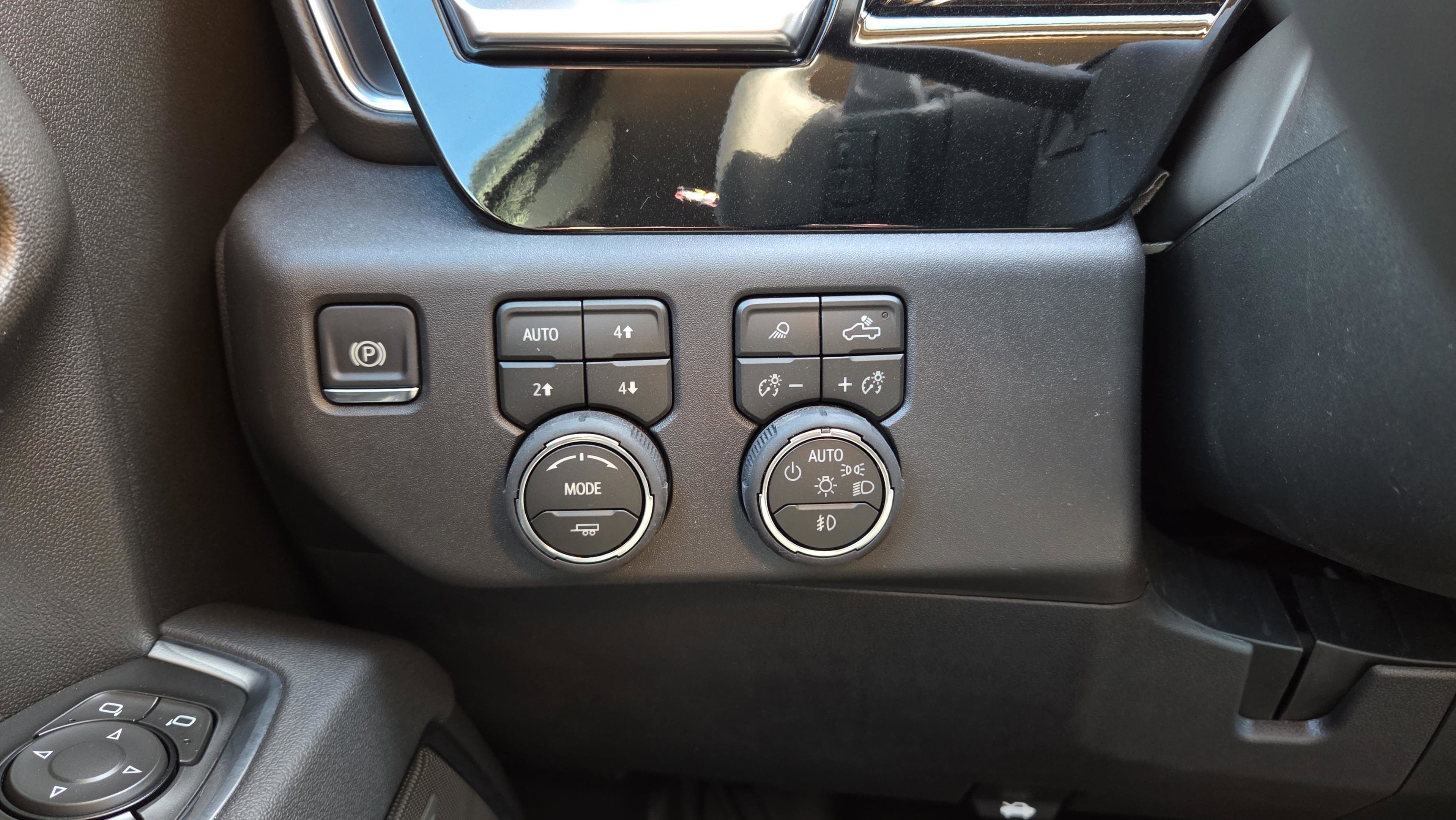 New 2026 Chevrolet Silverado 1500 LT Trail Boss w/ LT Trail Boss Premium Package image 9