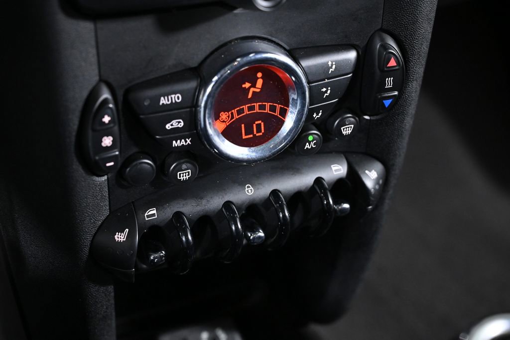 Used 2013 MINI Cooper Hardtop image 17