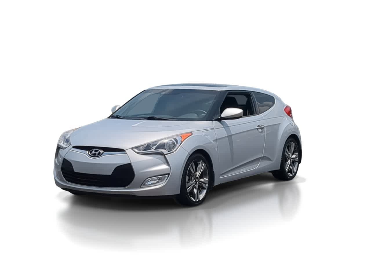 Used 2017 Hyundai Veloster Value Edition FWD image 4