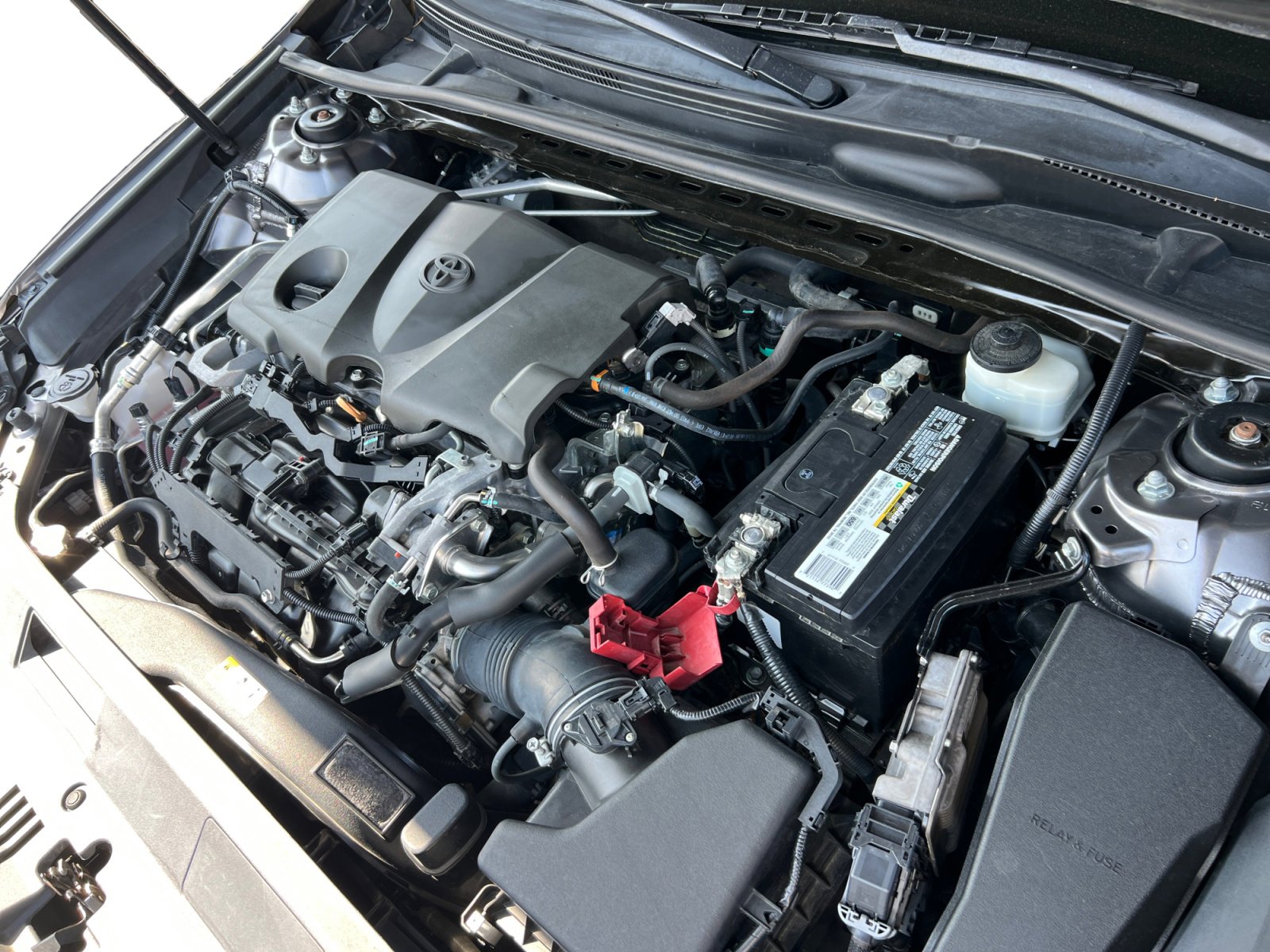 Used 2020 Toyota Camry LE image 13