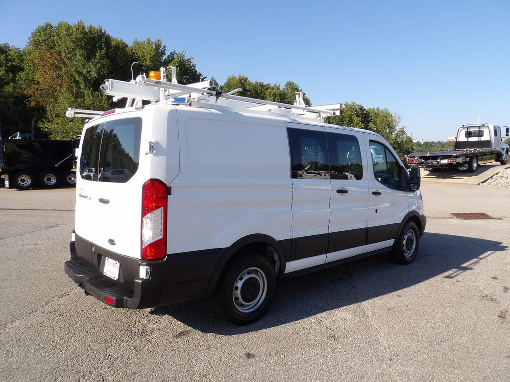 Used 2019 Ford Transit 150 130 Low Roof RWD image 8