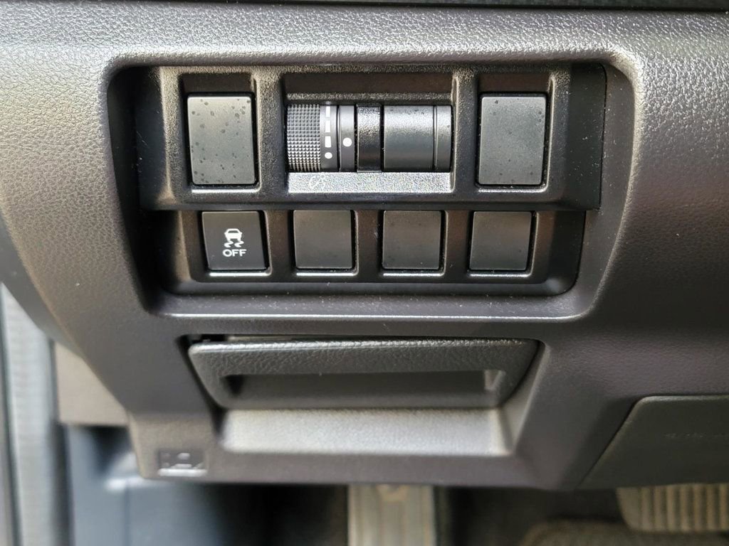 Used 2022 Subaru Impreza 2.0i Premium image 20