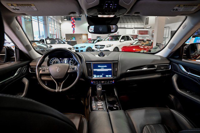 Used 2022 Maserati Levante Modena AWD/4WD image 28