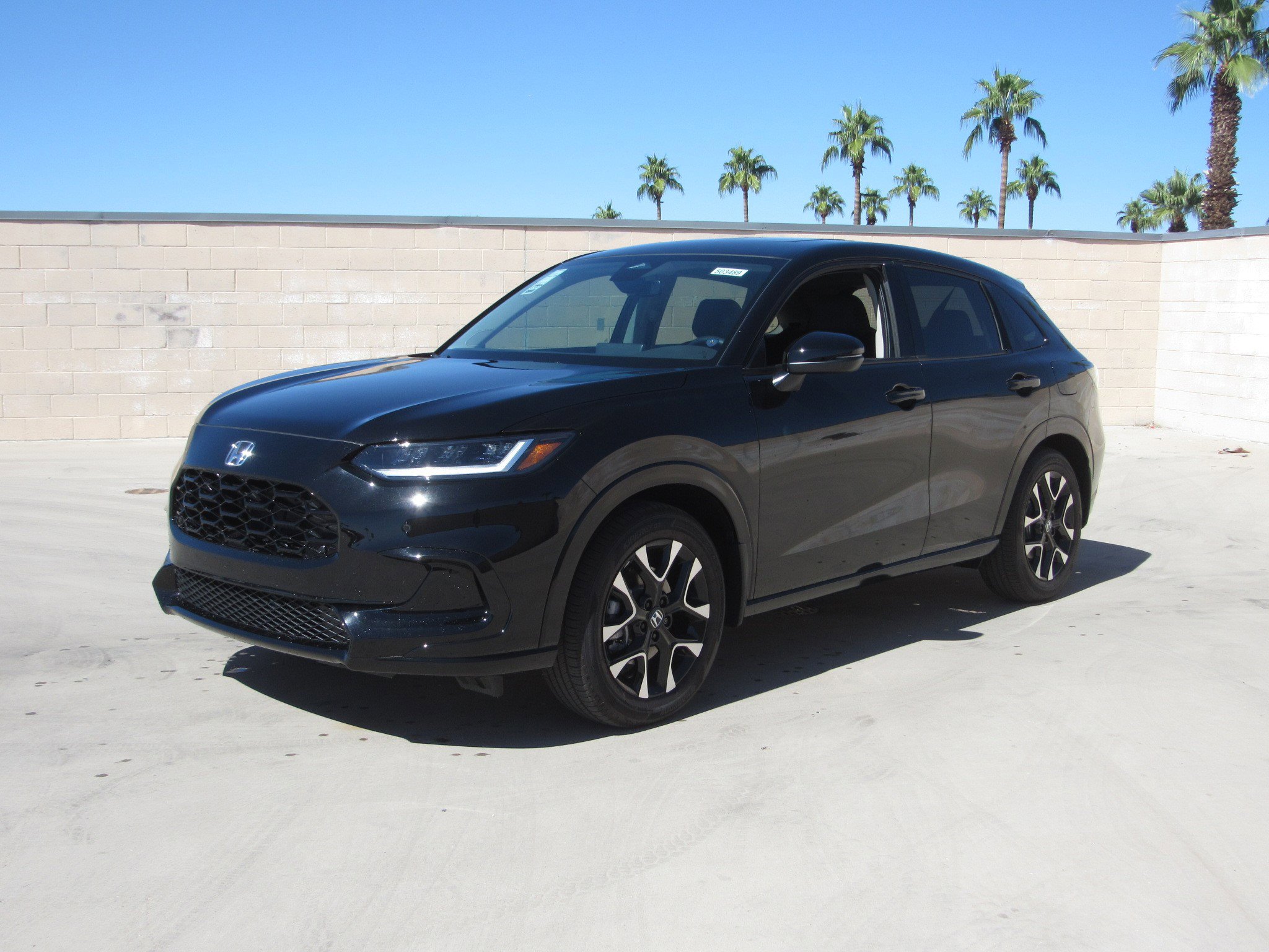 New 2026 Honda HR-V EX-L image 2