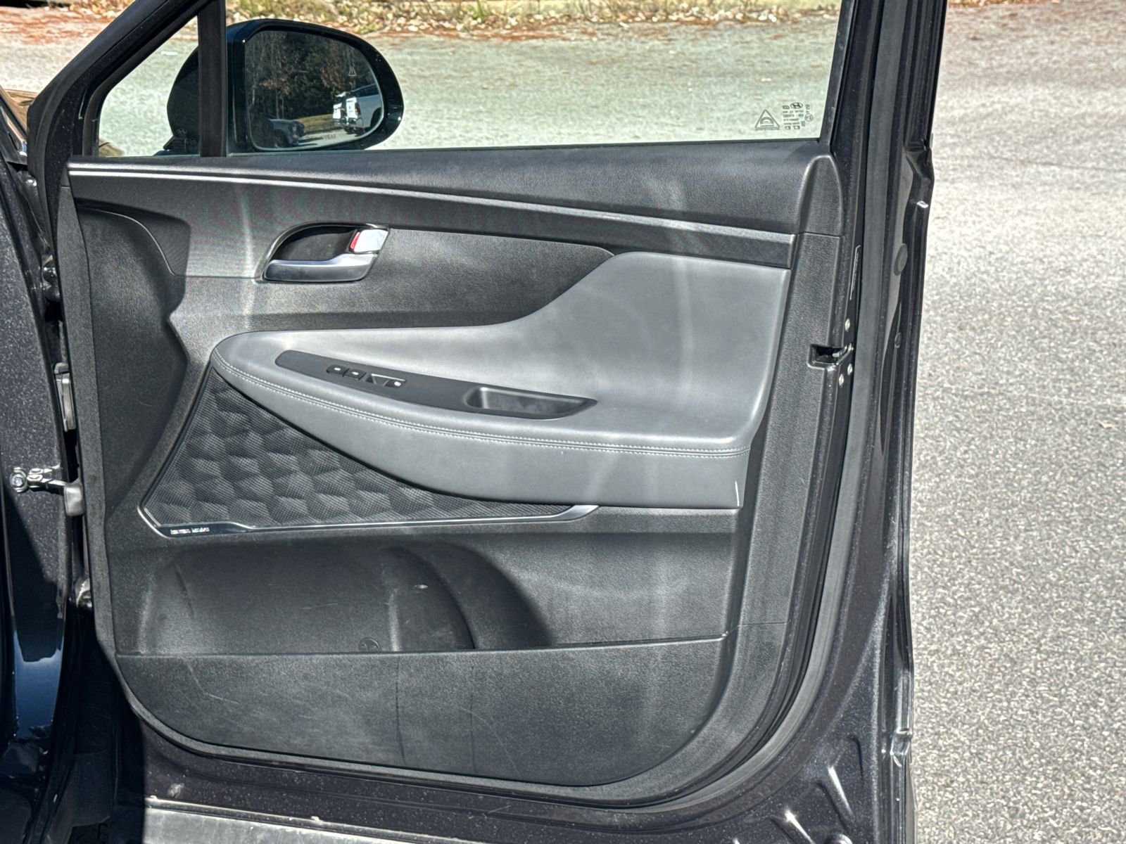 Used 2023 Hyundai Santa Fe Limited image 14