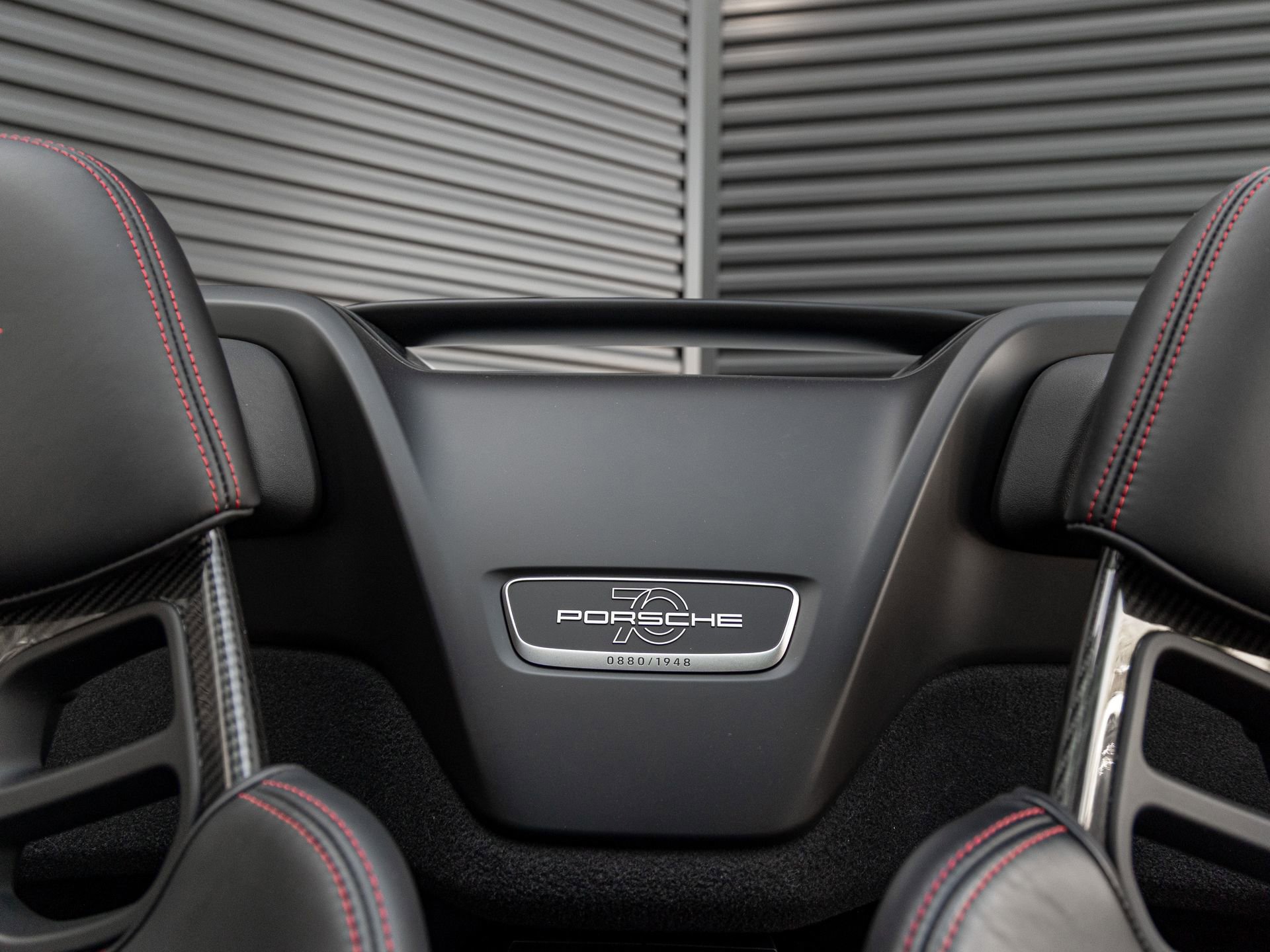 Certified 2019 Porsche 911 Speedster RWD image 21