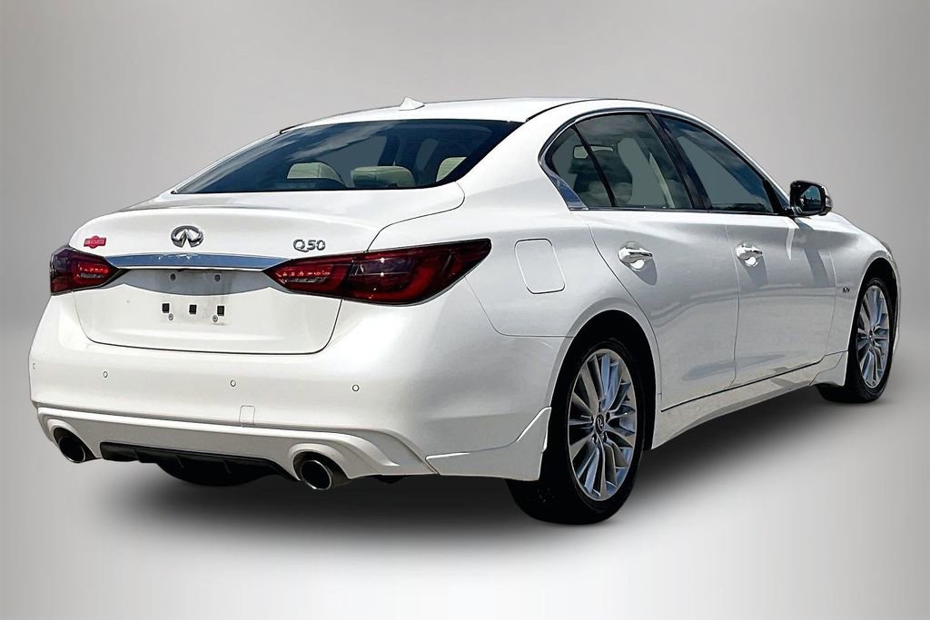 Used 2019 INFINITI Q50 Luxe w/ Essential Package (3.0T Luxe) RWD image 5