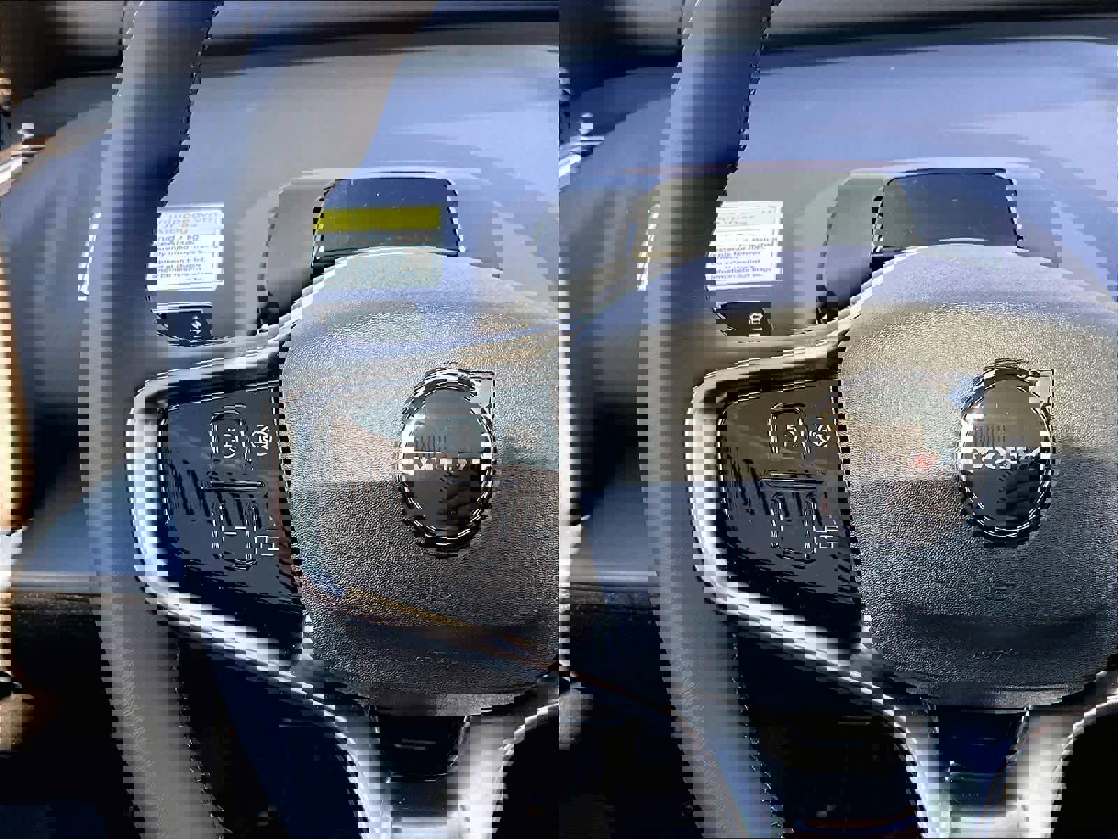 New 2026 Volvo EX30 Plus w/ Protection Package Premier image 17