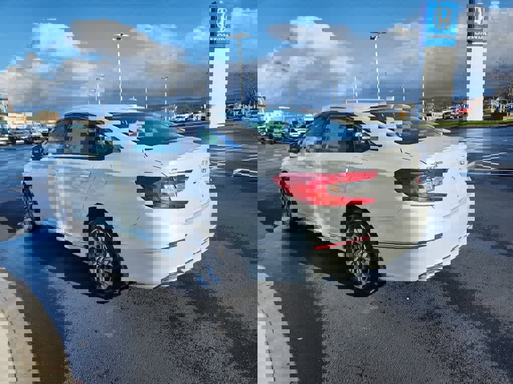 Used 2018 Honda Accord EX-L image 4