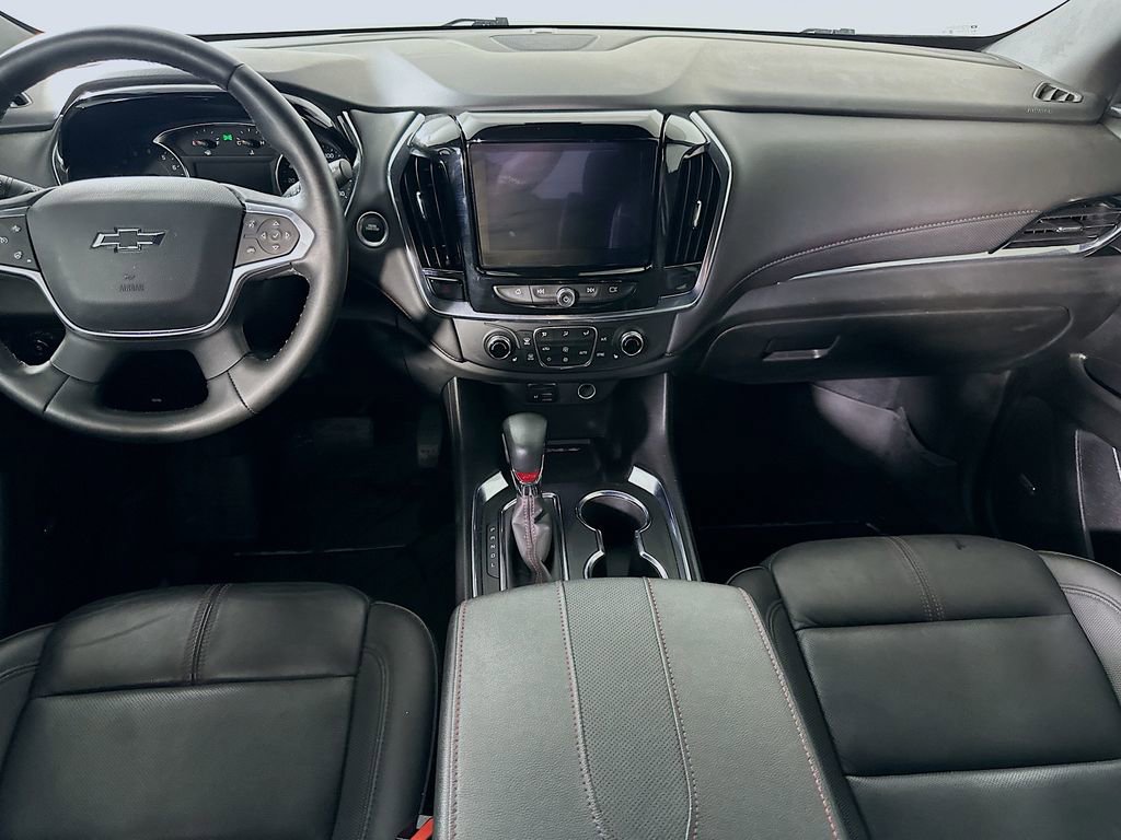 Used 2023 Chevrolet Traverse RS FWD image 19