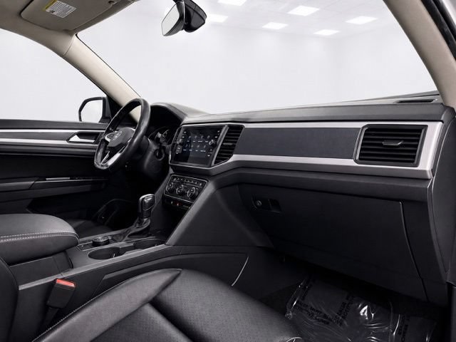 Used 2021 Volkswagen Atlas SE w/ Panoramic Sunroof Package AWD/4WD image 18