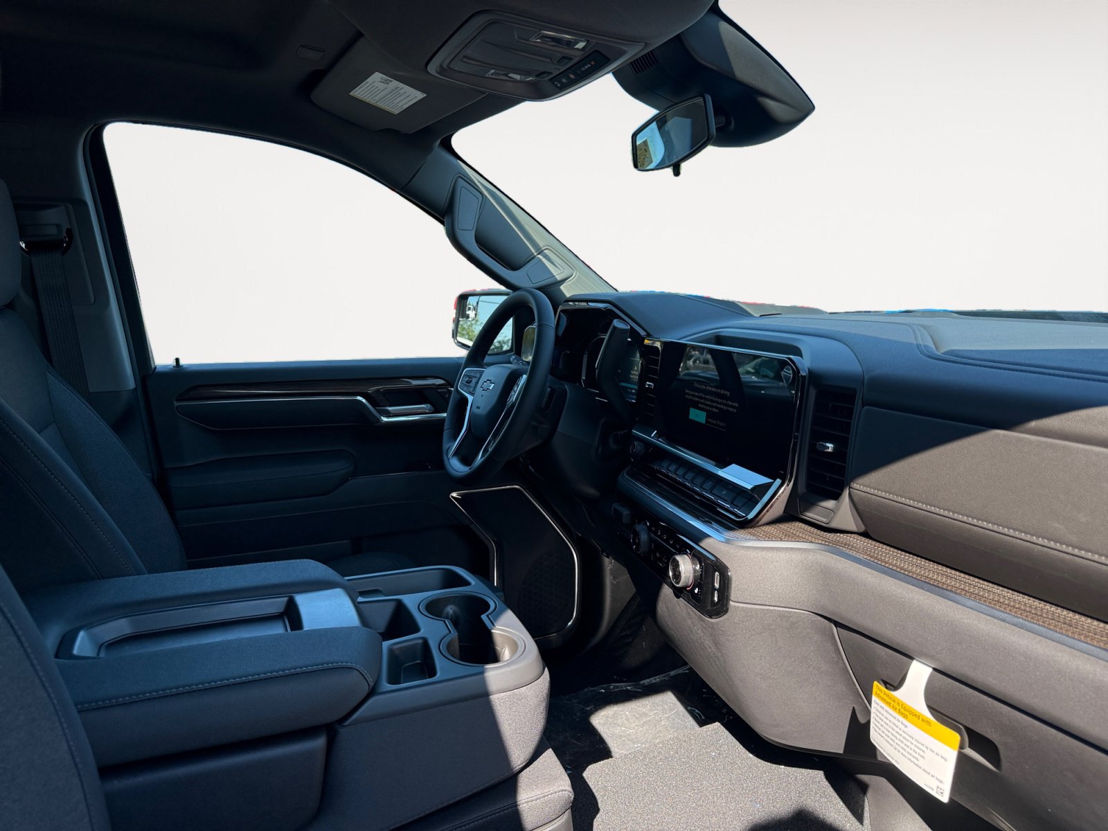 New 2026 Chevrolet Silverado 1500 RST w/ Dark Appearance Package AWD/4WD image 14