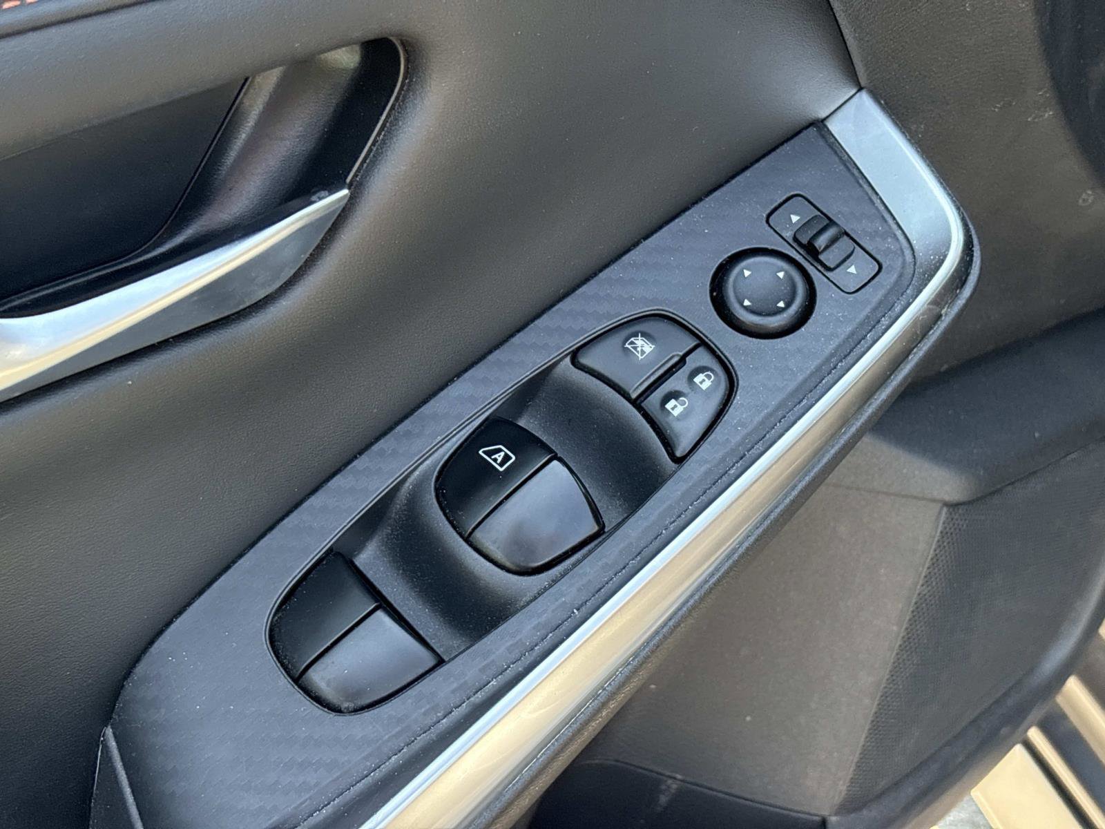 Used 2020 Nissan Sentra SR image 13