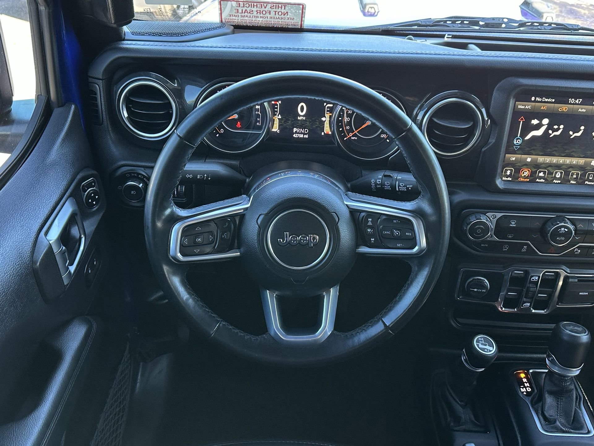 Used 2020 Jeep Wrangler Unlimited Sahara image 14