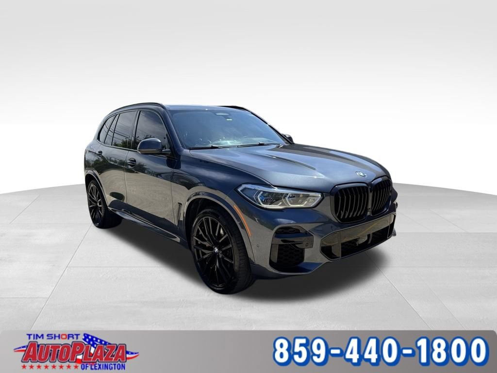 Used 2022 BMW X5 M50i w/ Executive Package image 12