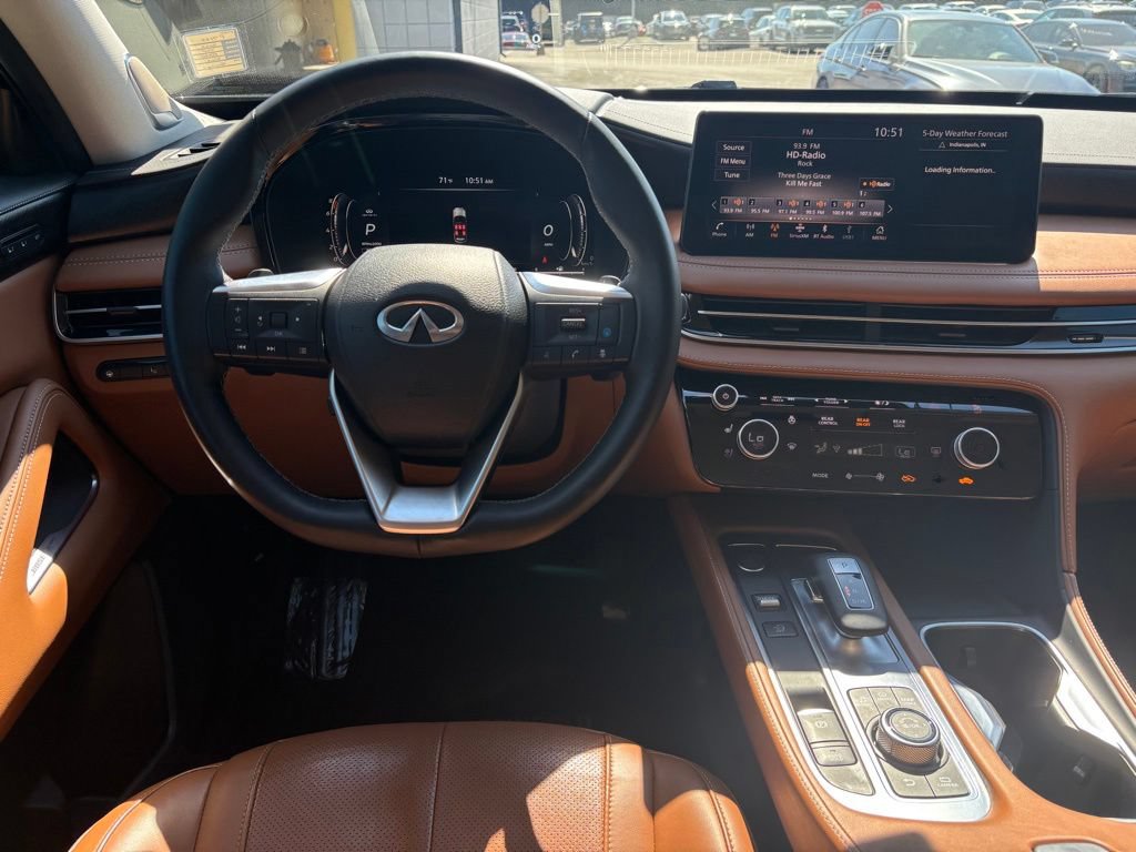 Used 2023 INFINITI QX60 Sensory w/ Vision Package AWD/4WD image 21