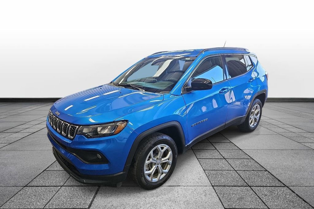Used 2024 Jeep Compass Latitude AWD/4WD video 1