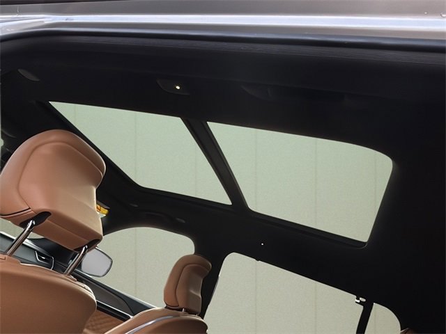 Certified 2021 Jeep Grand Cherokee L Summit w/ Advanced Protech Group IV image 37