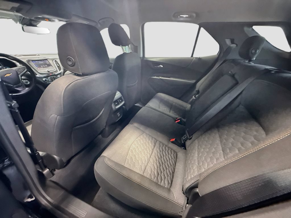 Used 2020 Chevrolet Equinox LT FWD image 23