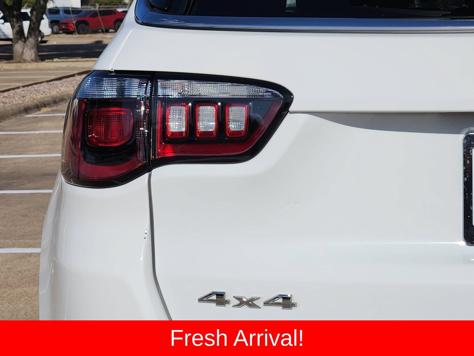 Used 2023 Jeep Compass Sport AWD/4WD image 9