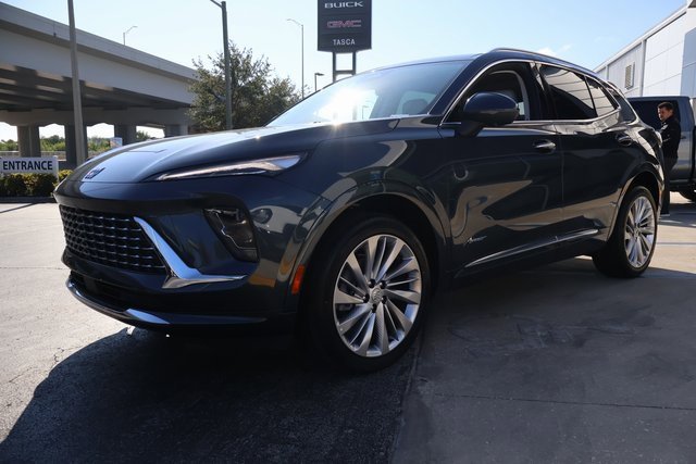 New 2026 Buick Envision Avenir image 3