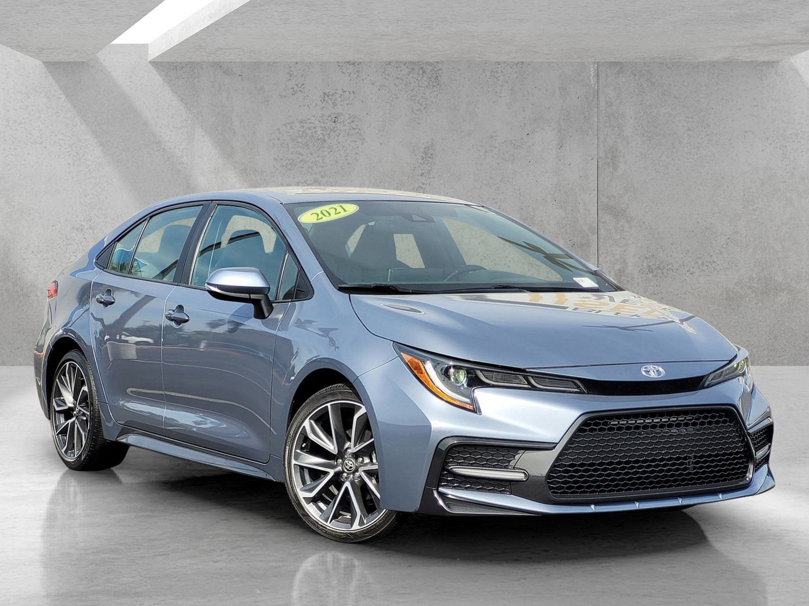 Used 2021 Toyota Corolla SE image 1