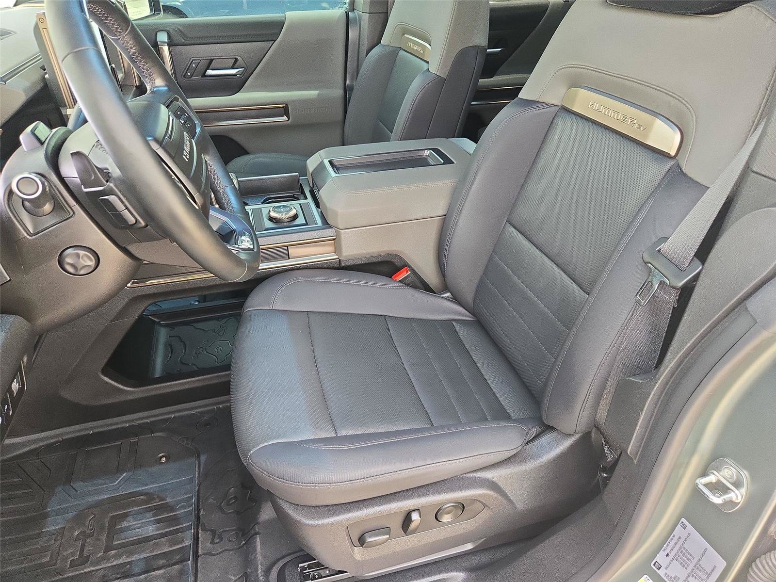 Used 2024 GMC Hummer EV 3X w/ LPO, Illumination Package AWD/4WD image 11