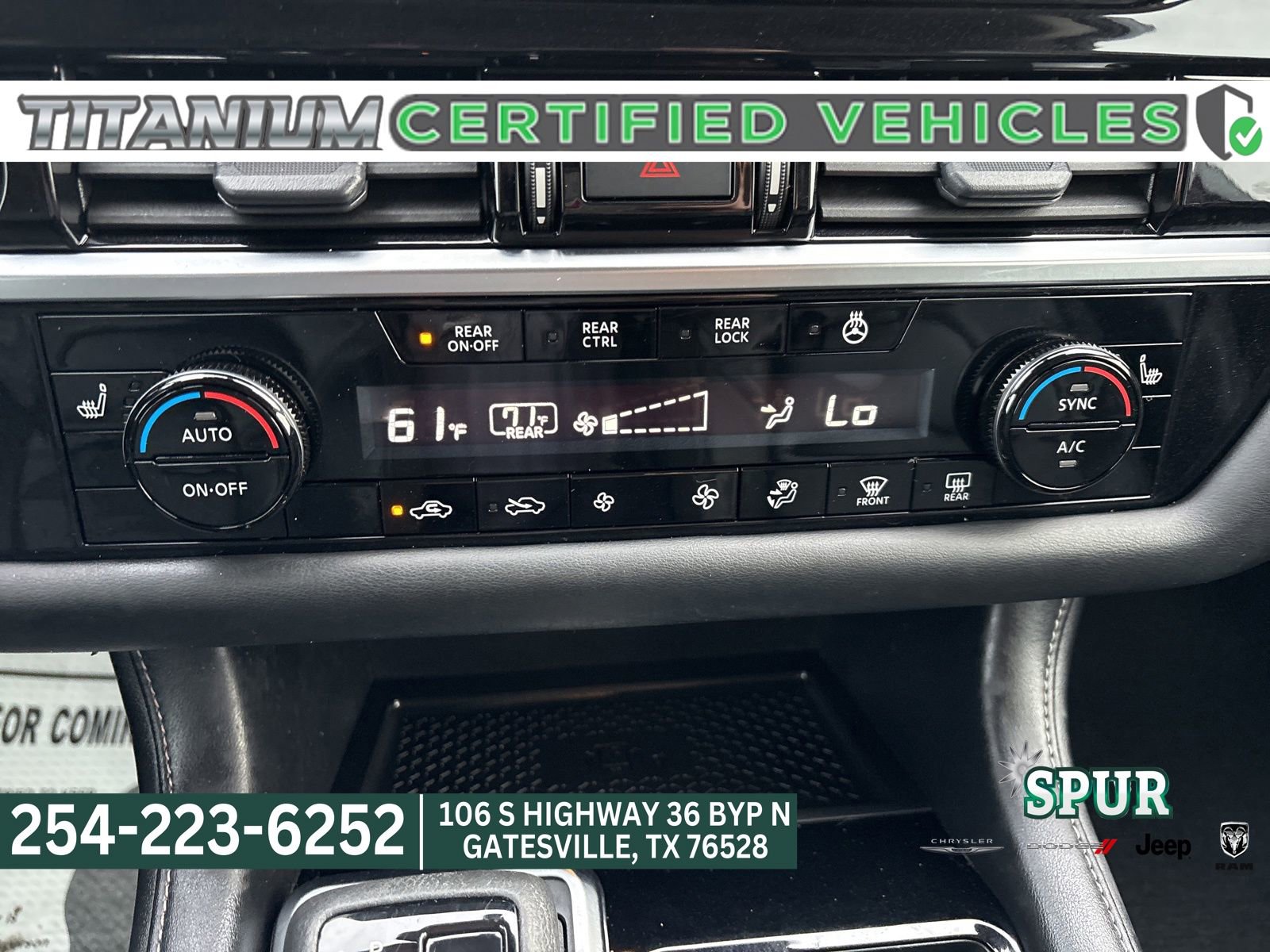 Used 2024 Nissan Pathfinder SL w/ SL Premium Package image 20
