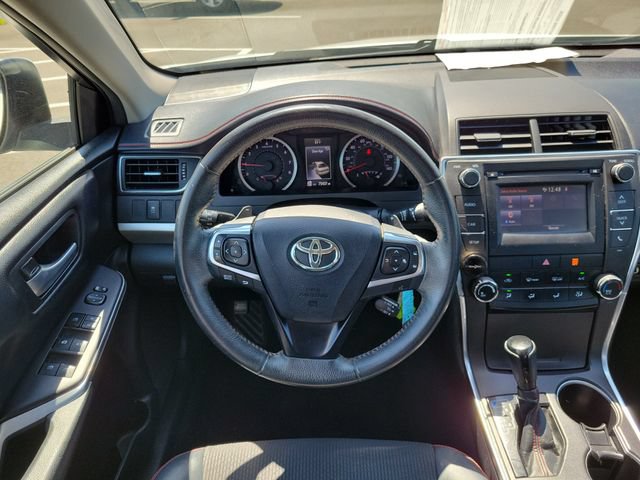Used 2017 Toyota Camry SE FWD image 11