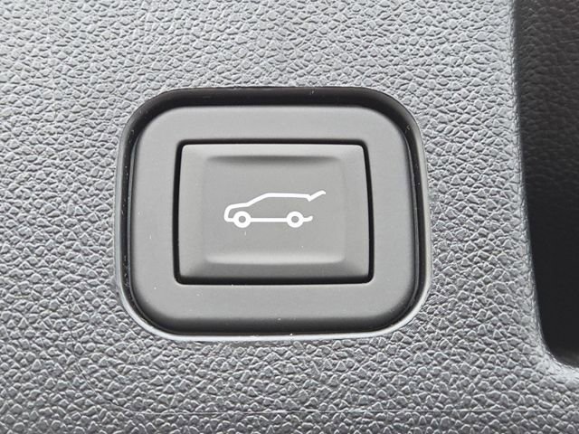 New 2026 Chevrolet Equinox EV RS image 7