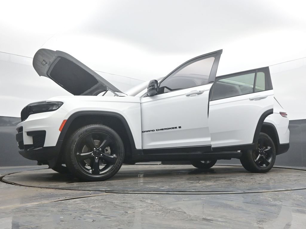 Used 2023 Jeep Grand Cherokee L Altitude image 61