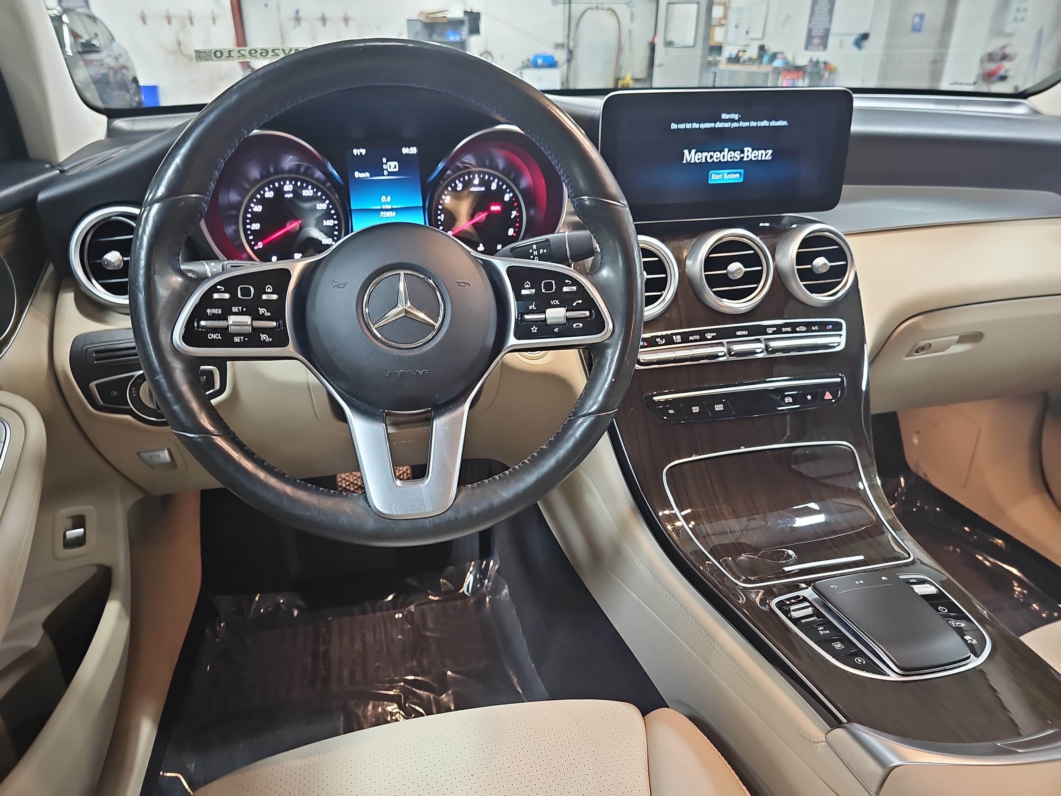 Used 2021 Mercedes-Benz GLC 300 image 16