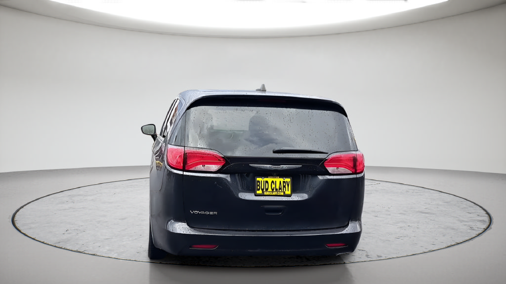 Used 2023 Chrysler Voyager LX FWD image 8