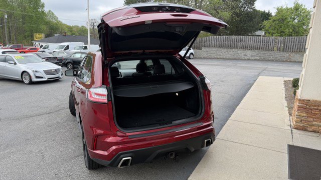 Used 2019 Ford Edge ST w/ Equipment Group 401A AWD/4WD image 18