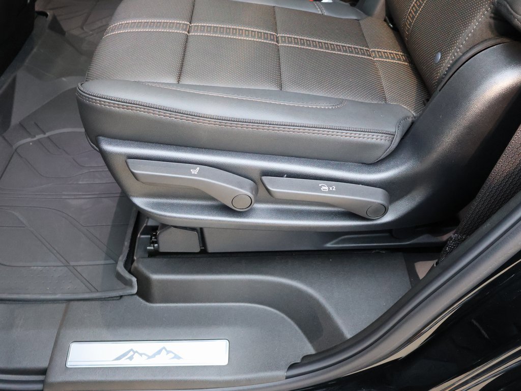 New 2025 Chevrolet Tahoe High Country image 32