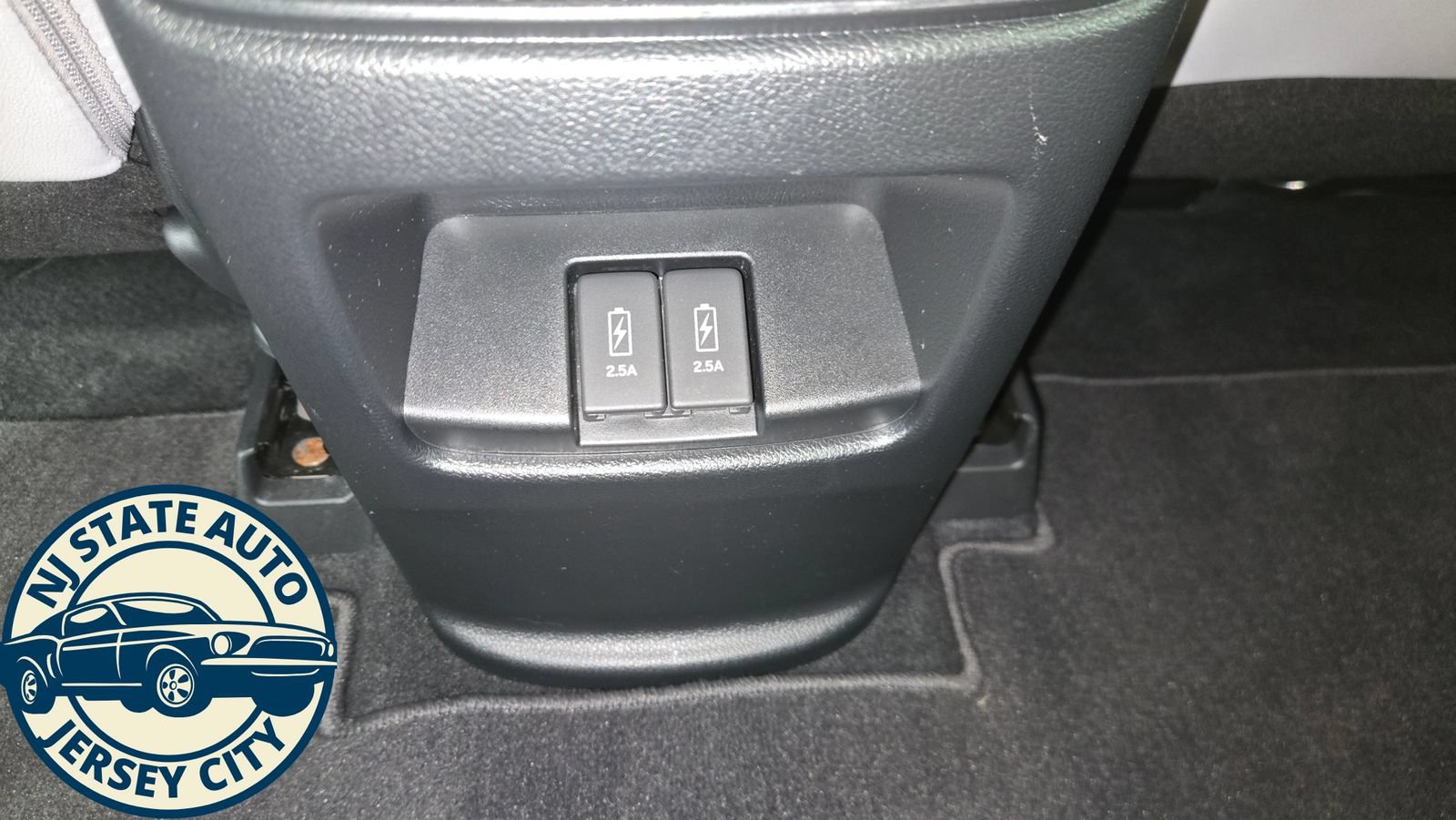 Used 2021 Honda CR-V Touring image 32