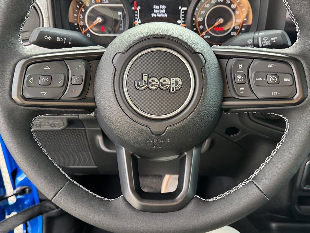 New 2025 Jeep Gladiator Sport image 18