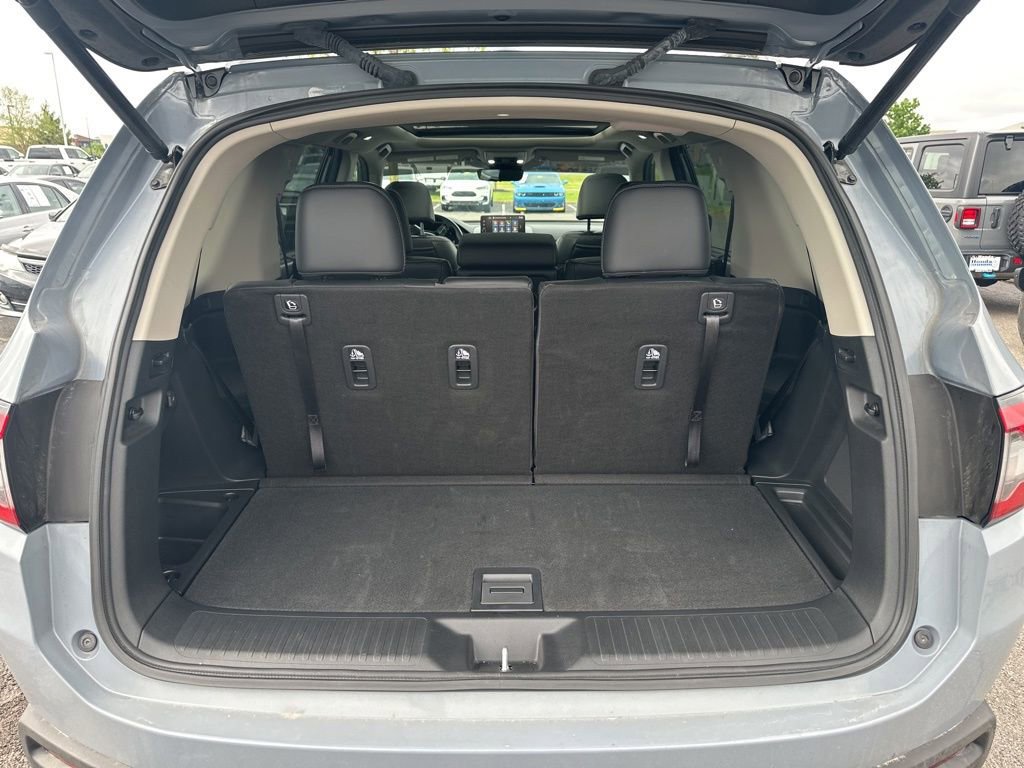 Used 2023 Honda Pilot Elite image 13