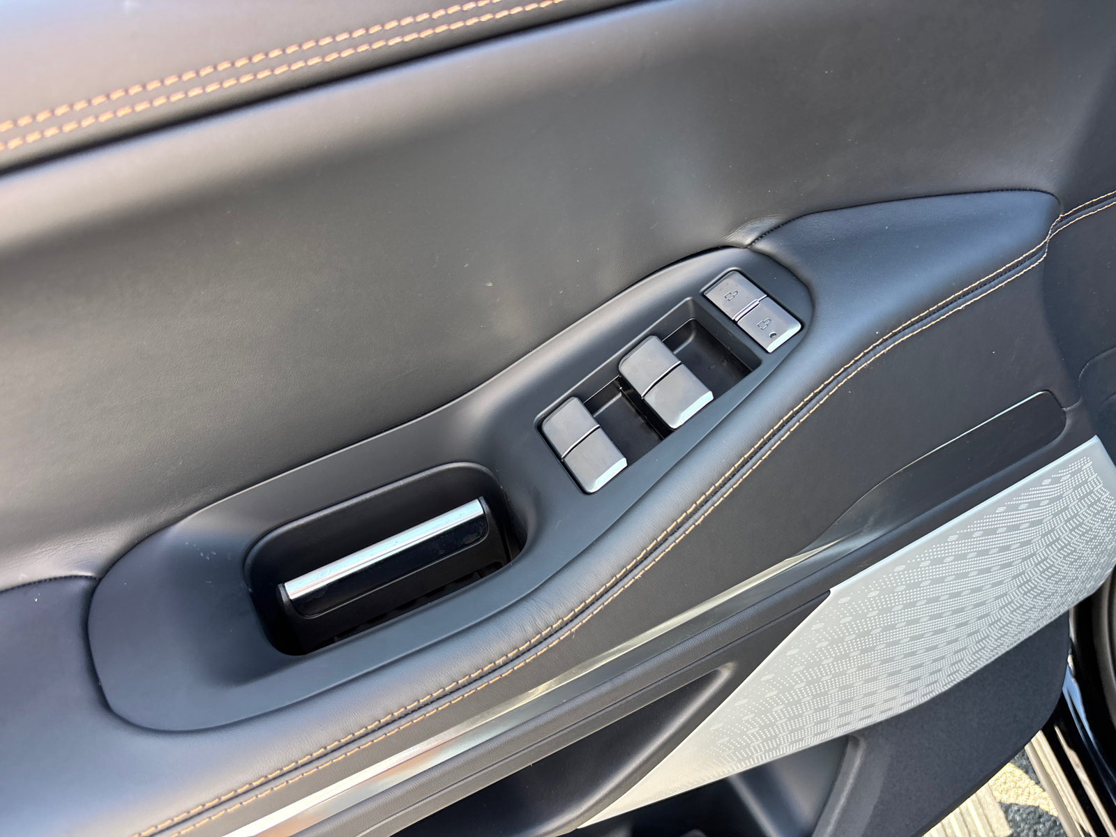 New 2027 Lincoln Navigator Black Label AWD/4WD image 12