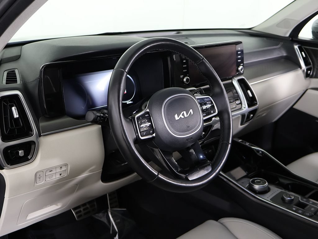 Used 2023 Kia Sorento SX Prestige AWD/4WD image 32