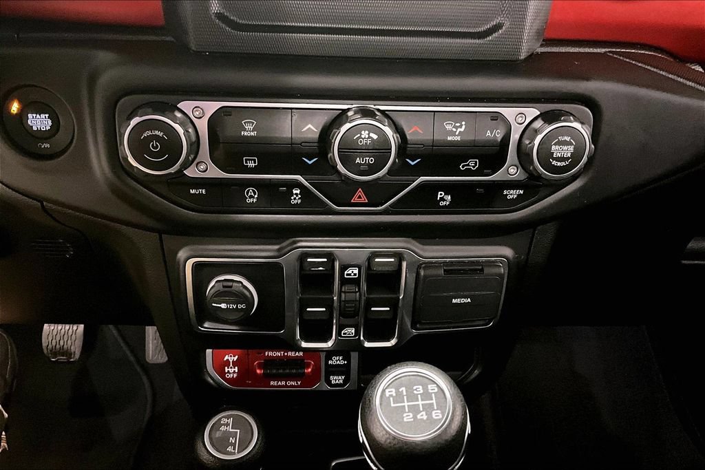 Used 2021 Jeep Gladiator Rubicon w/ Safety Group AWD/4WD image 16