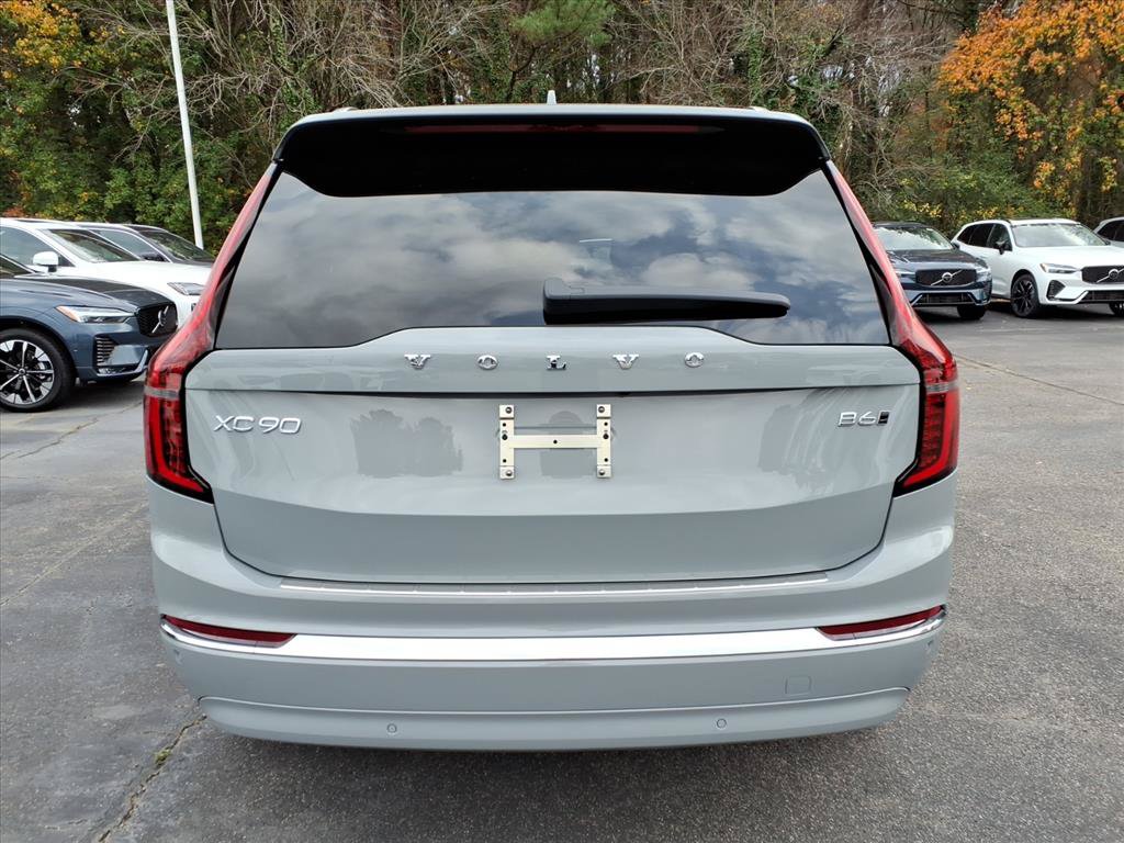 New 2026 Volvo XC90 B6 Plus w/ Protection Package Premier AWD/4WD image 4