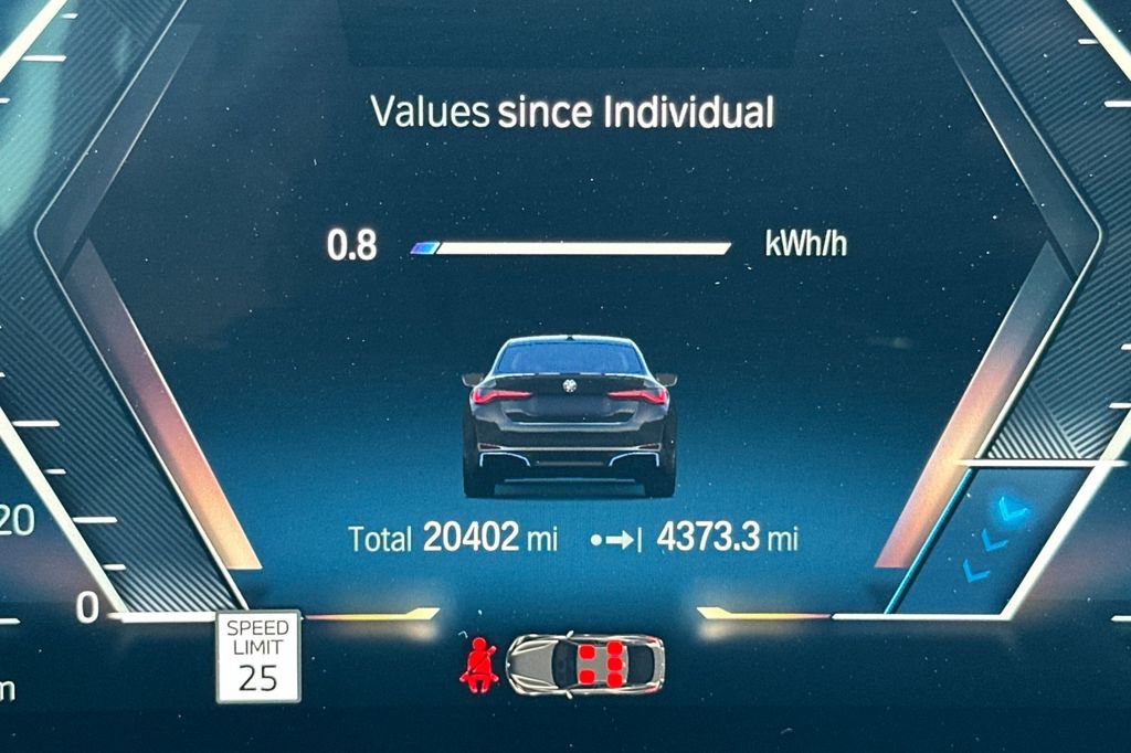 Used 2023 BMW i4 eDrive35 w/ Premium Package image 30