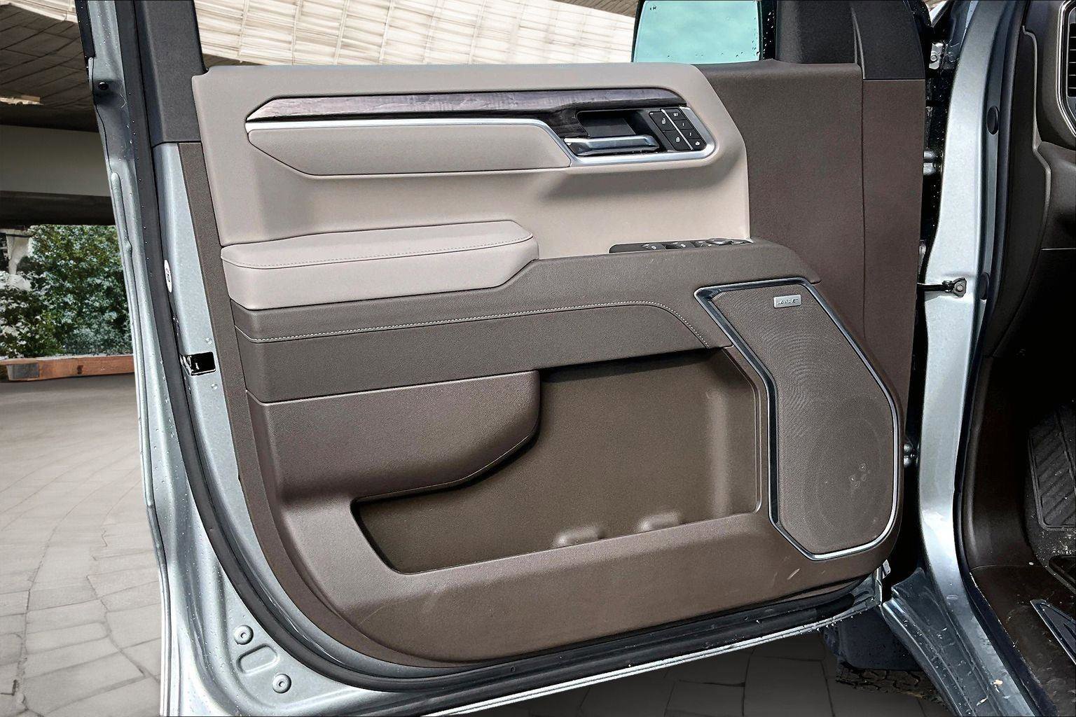 New 2026 Chevrolet Silverado 1500 LTZ w/ Technology Package AWD/4WD image 9