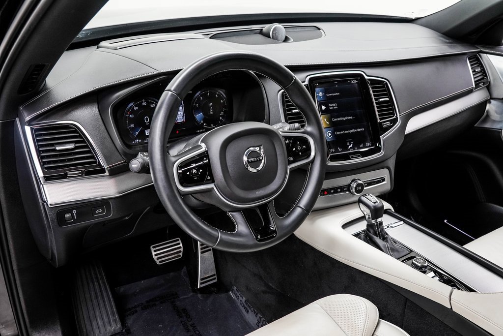 Used 2021 Volvo XC90 T6 R-Design w/ Advanced Package image 15